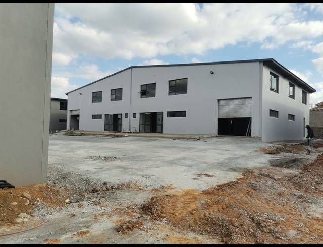 321M² BUSINESS TO LET IN WATERVAL EAST